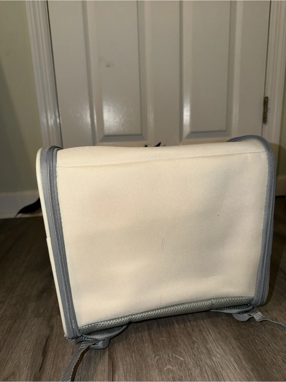 Tesla Life dog cat travel carrier